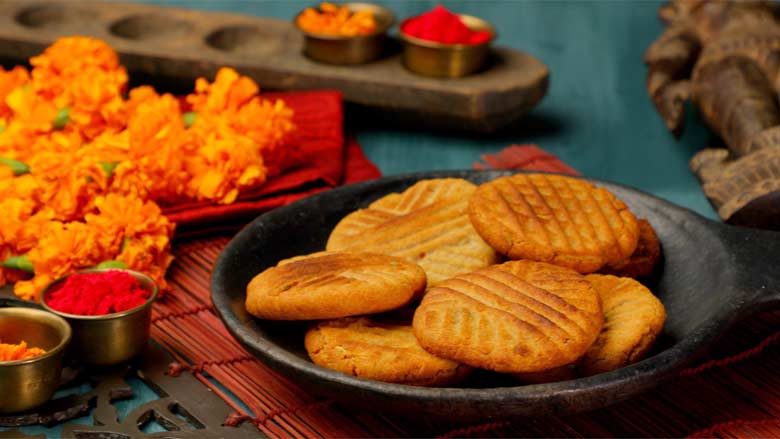 Thekua Recipe - How to make Thekua recipe for Chhath Puja - Yummefy Recipes