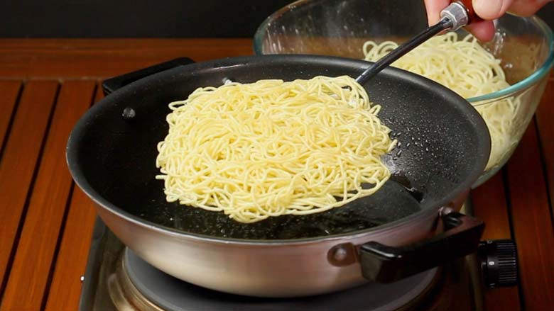 american chop suey noodles ichban