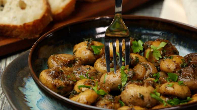 Garlic Mushrooms Recipe - How to make Garlic Butter Mushrooms by ...